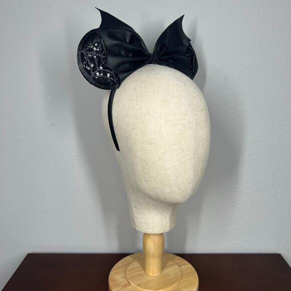 🎃 Spooky Sparkle Minnie Ears | Disney-Inspired Halloween Mickey Ears Headband - Picture 5 of 6